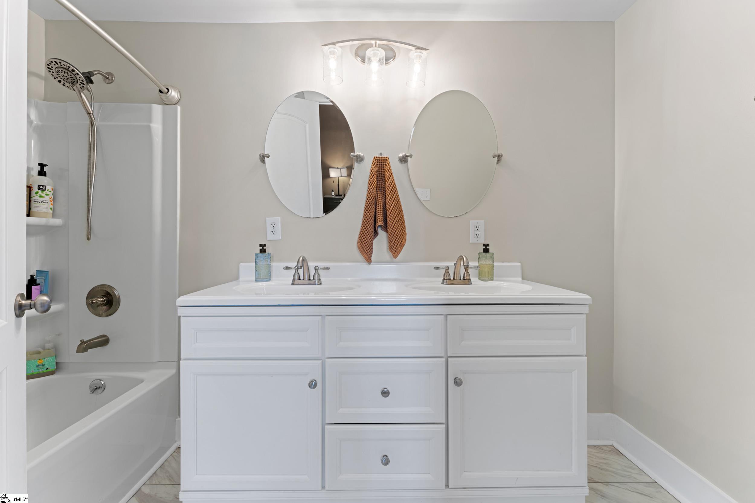 904 Anderson Road Greenville, SC 29601