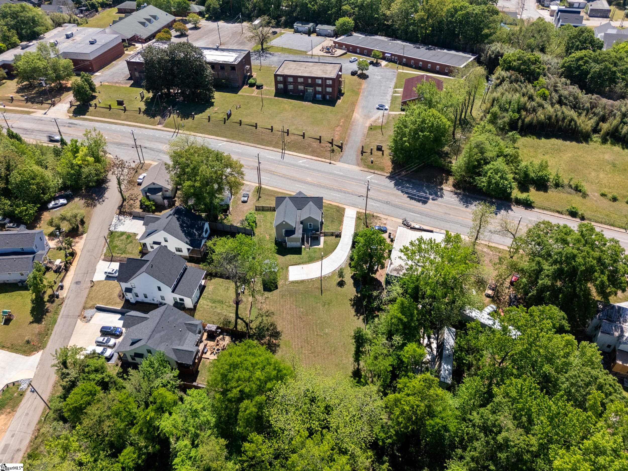 904 Anderson Road Greenville, SC 29601
