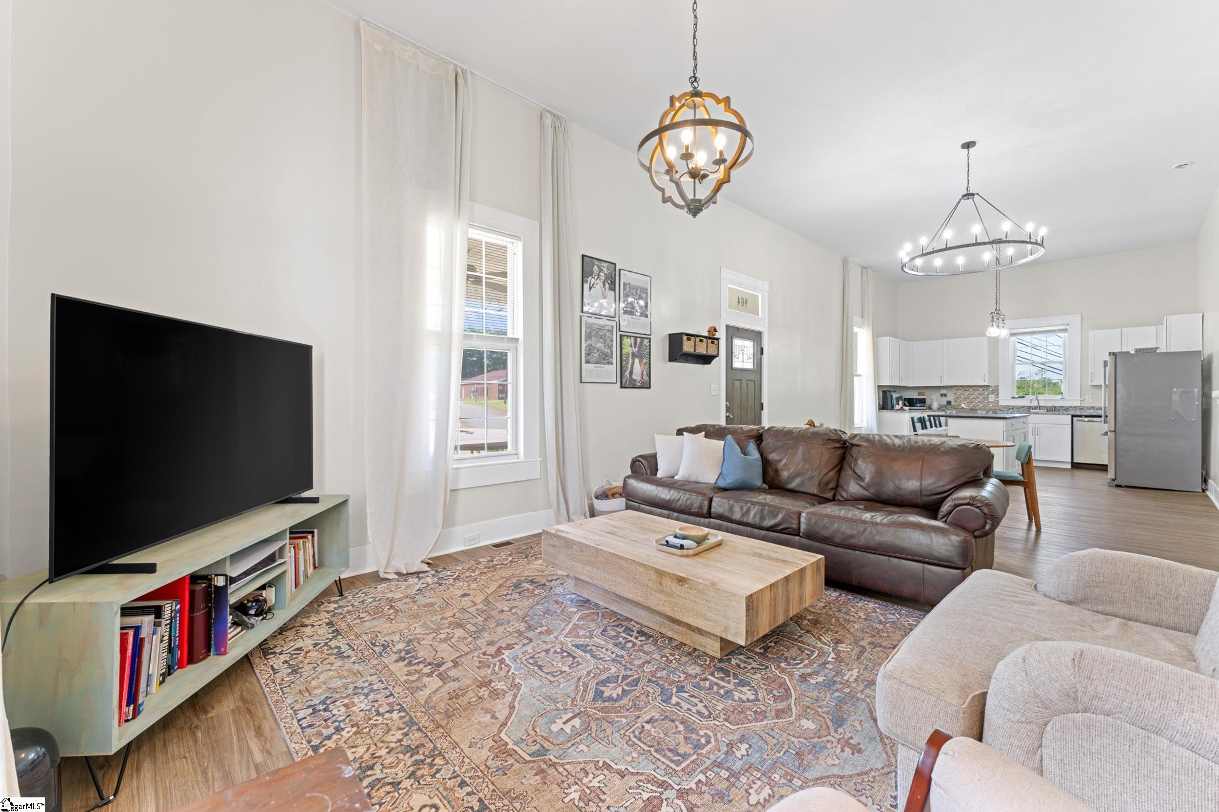 904 Anderson Road Greenville, SC 29601