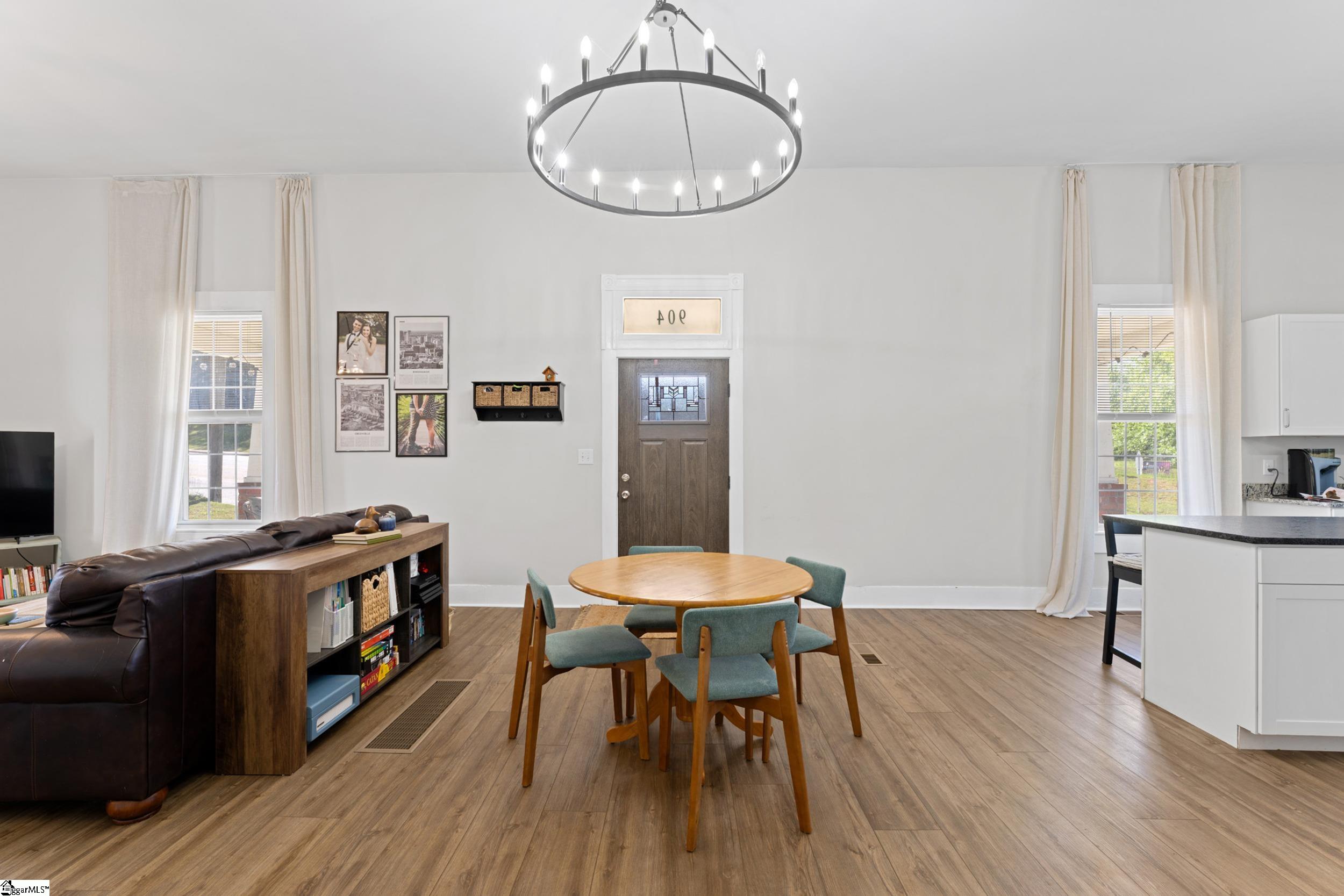 904 Anderson Road Greenville, SC 29601