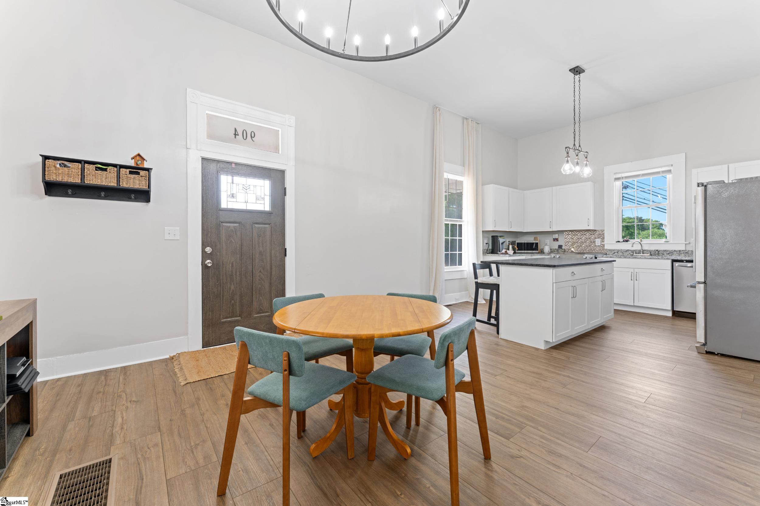 904 Anderson Road Greenville, SC 29601