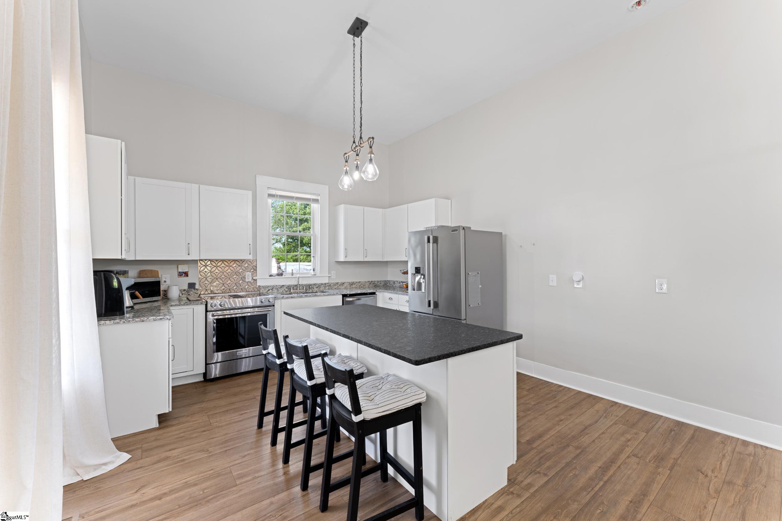 904 Anderson Road Greenville, SC 29601
