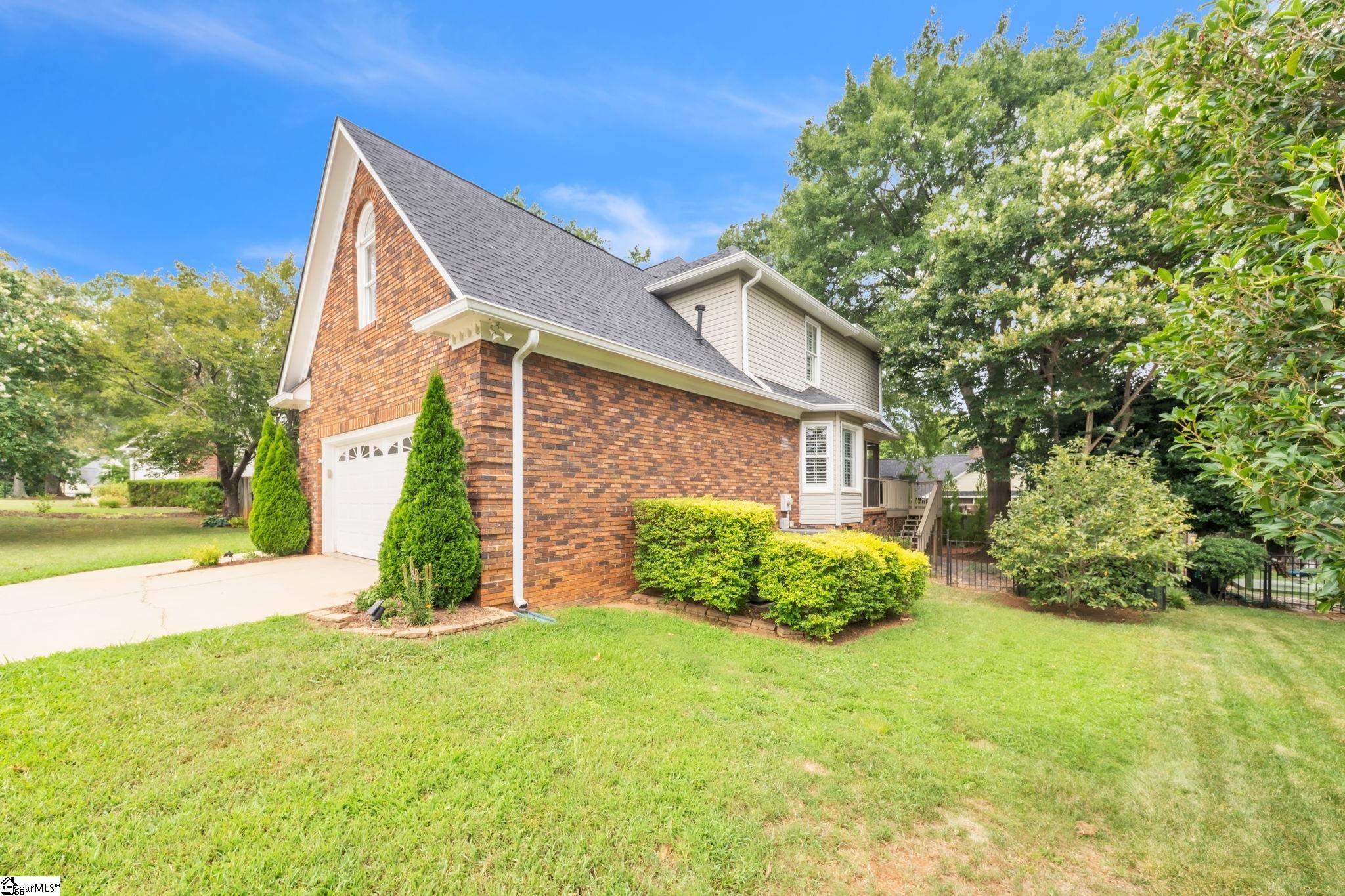 103 E Hypericum Court Greenville, SC 29615