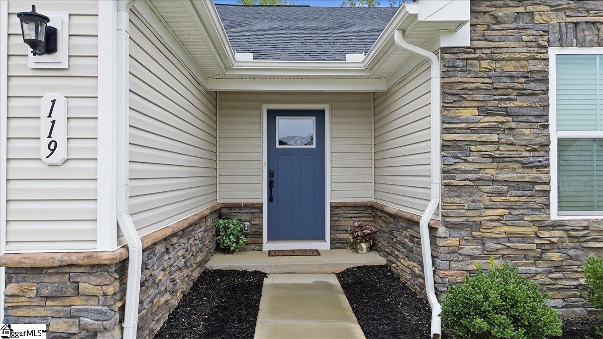 119 Baylor Drive Gray Court, SC 29645