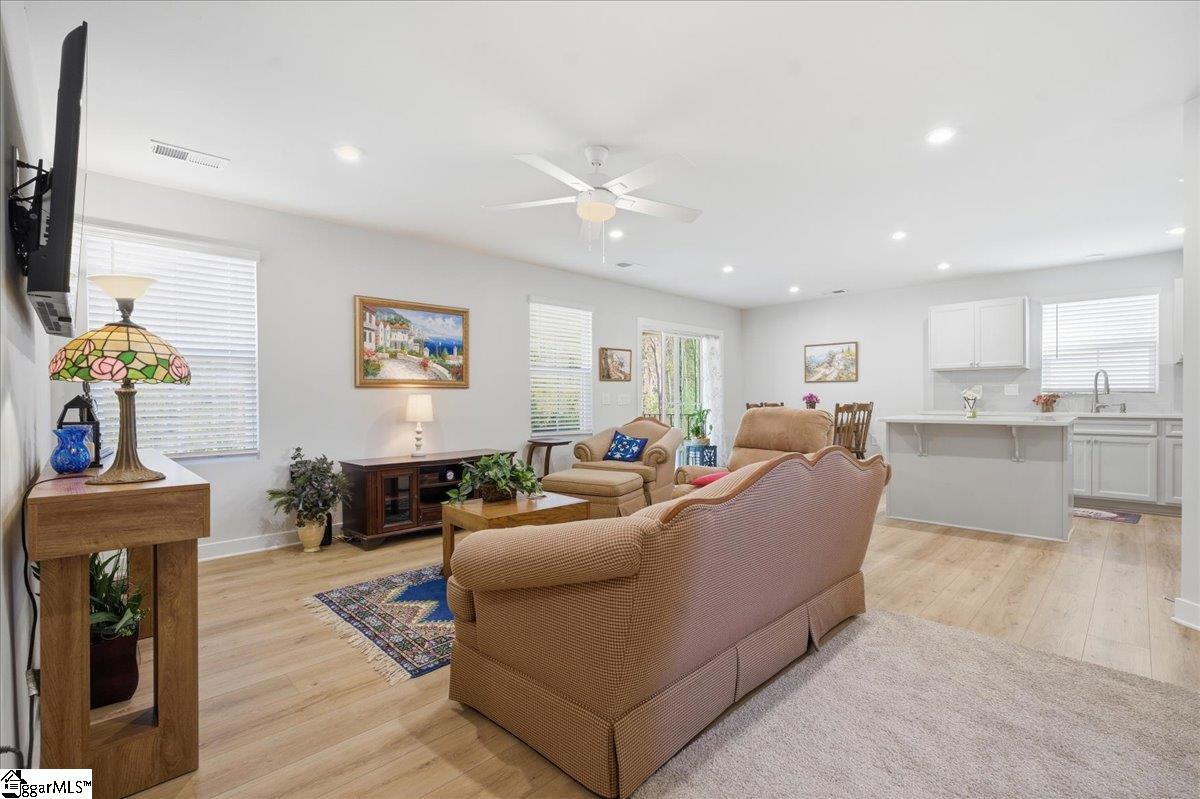 119 Baylor Drive Gray Court, SC 29645