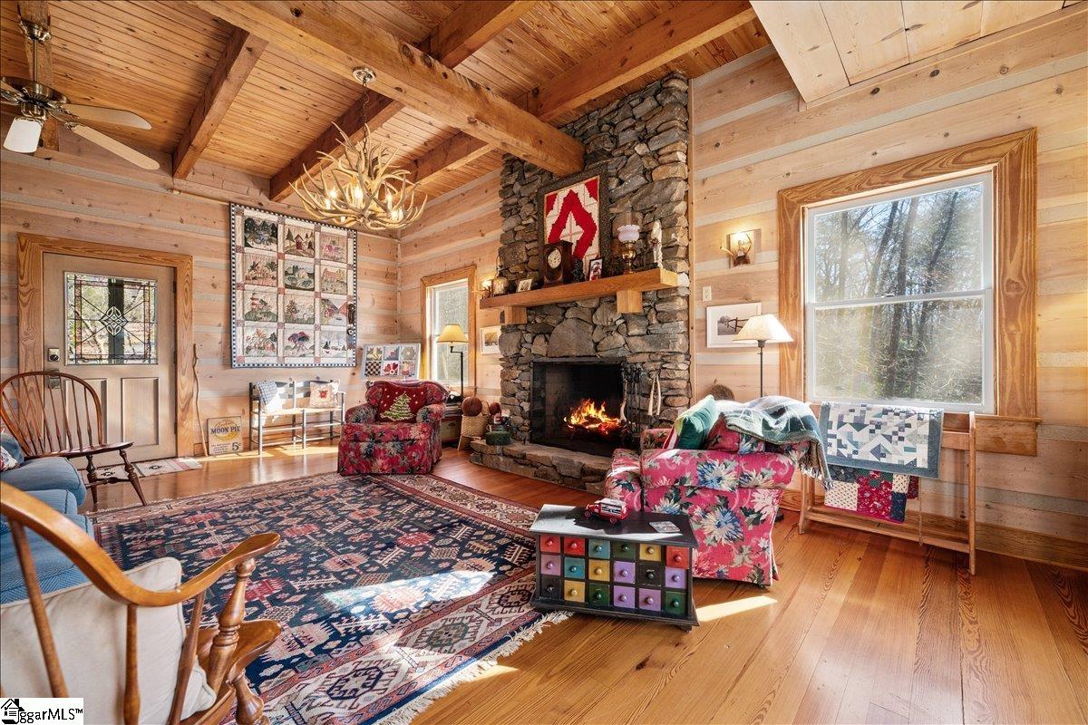 512 Doe Run Pickens, SC 29671