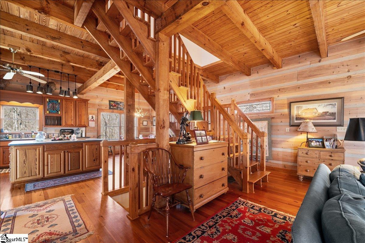 512 Doe Run Pickens, SC 29671