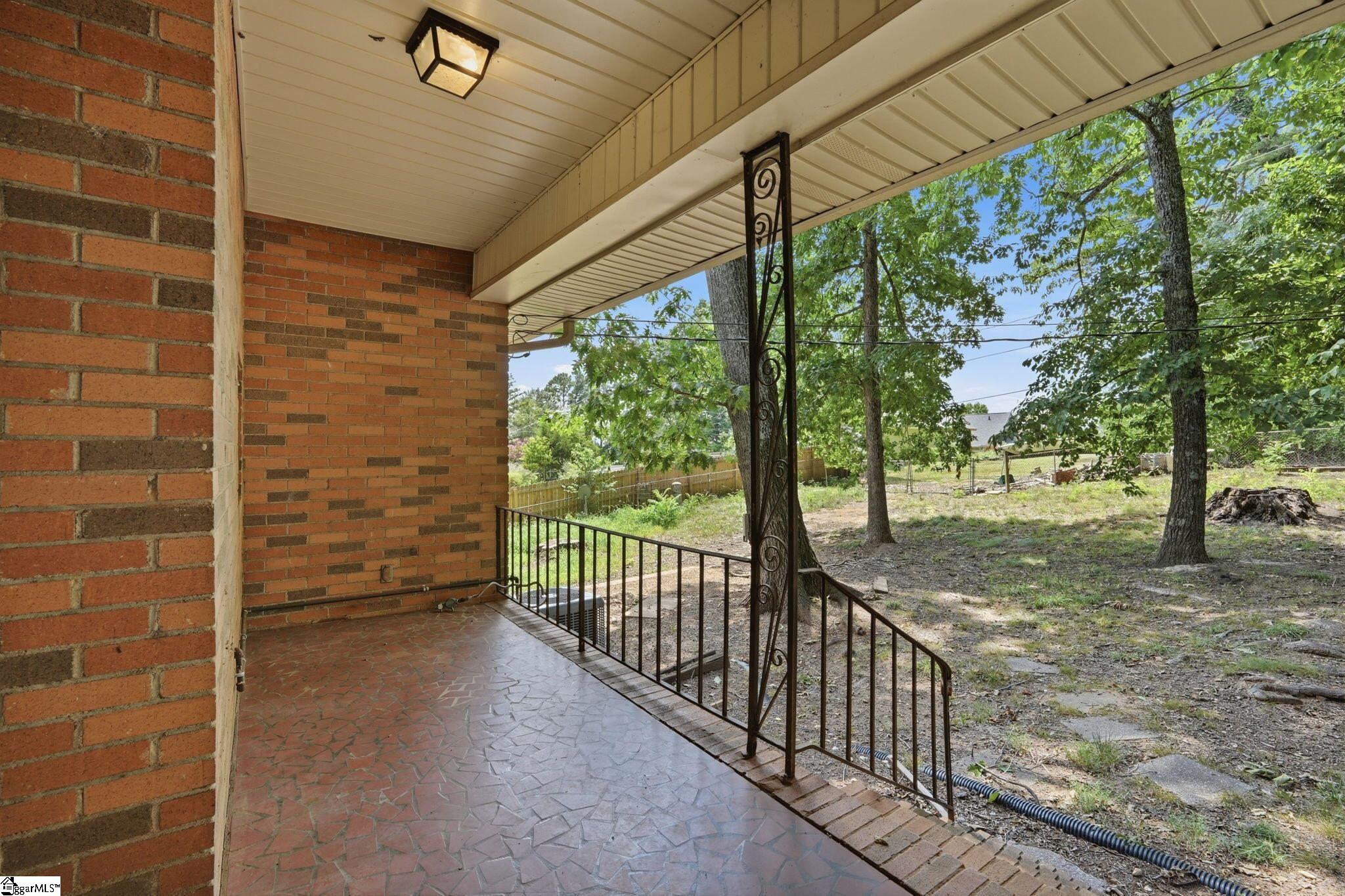 109 Club View Drive Greenville, SC 29609