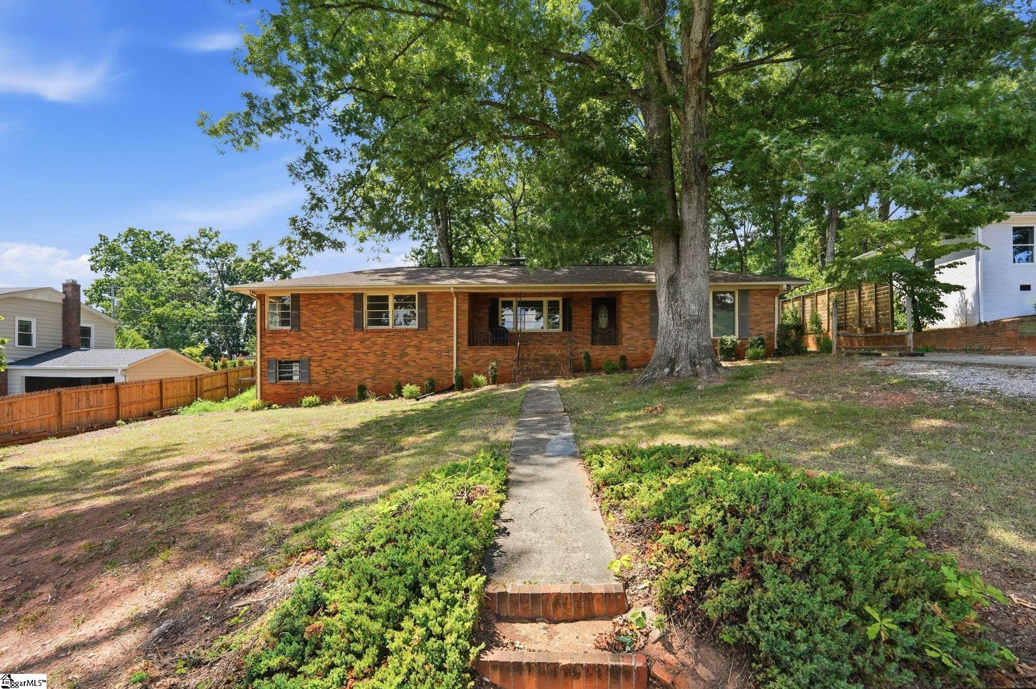 109 Club View Drive Greenville, SC 29609