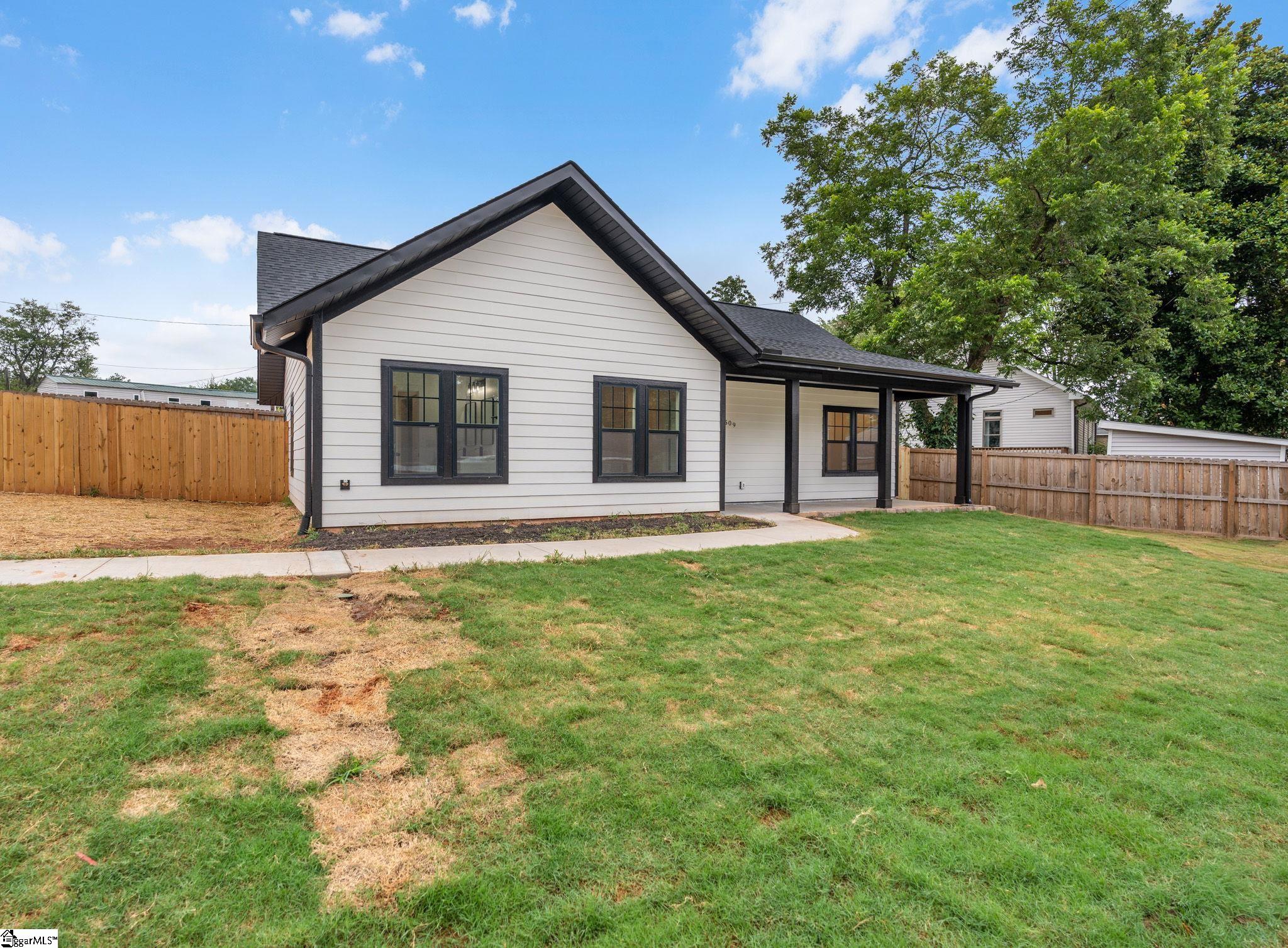 509 6th Street Greenville, SC 29611
