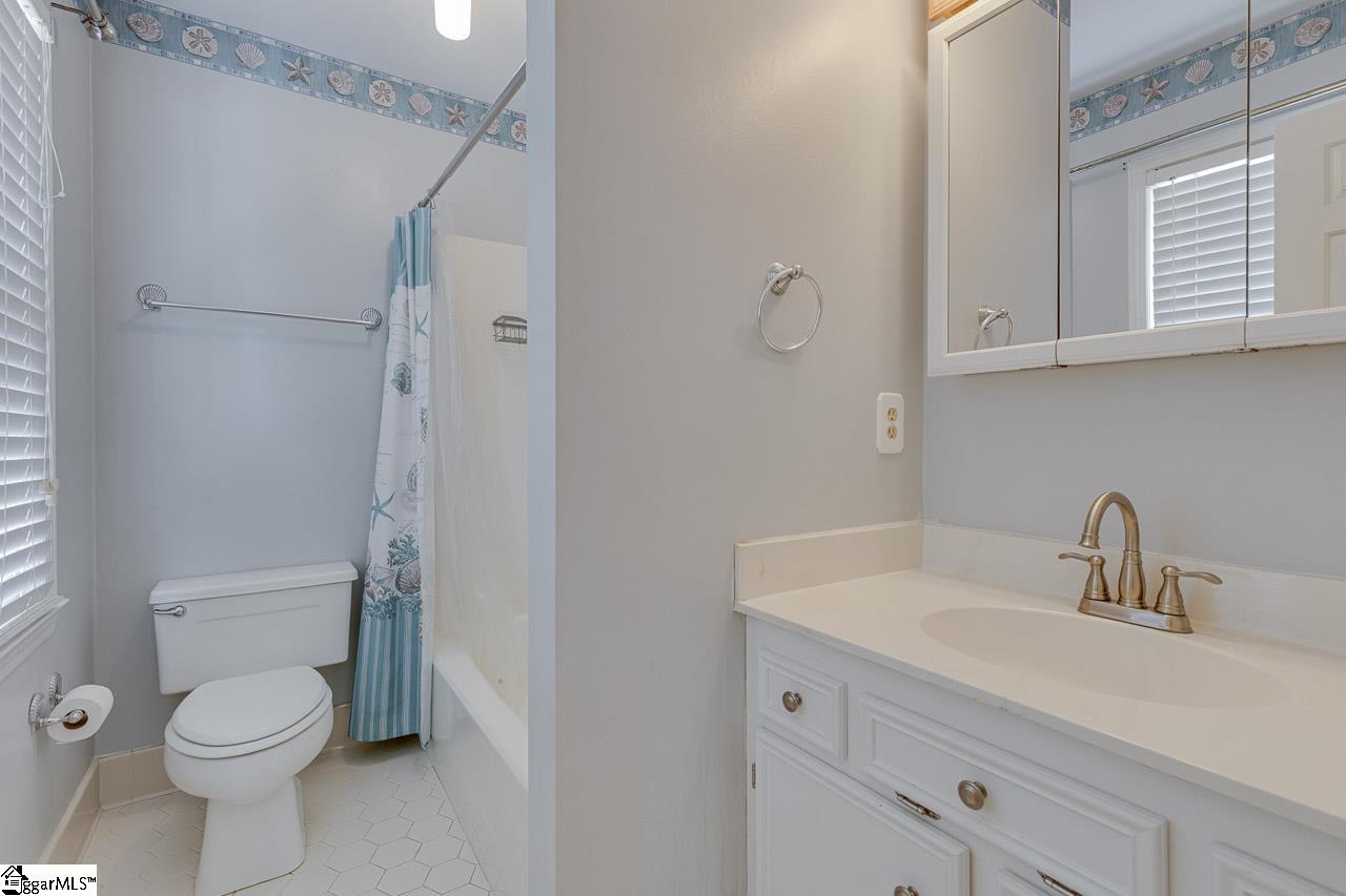 117 Cherrywood Trail Greer, SC 29650