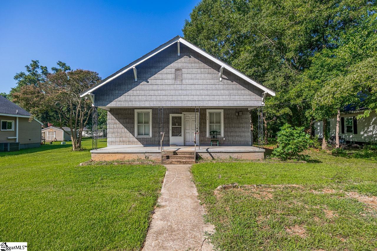 310 Hawkins Street Wellford, SC 29385