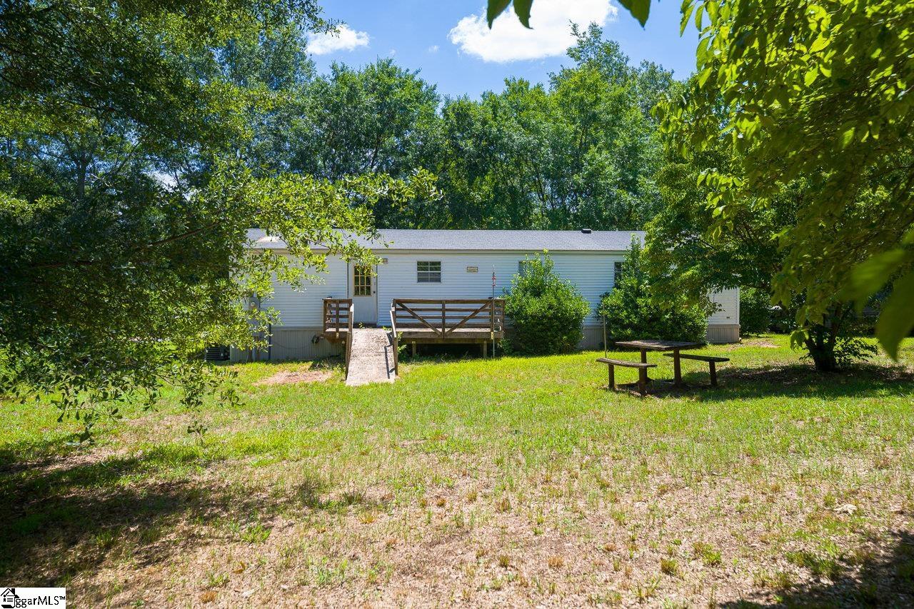 1285 Hampton Road Inman, SC 29349