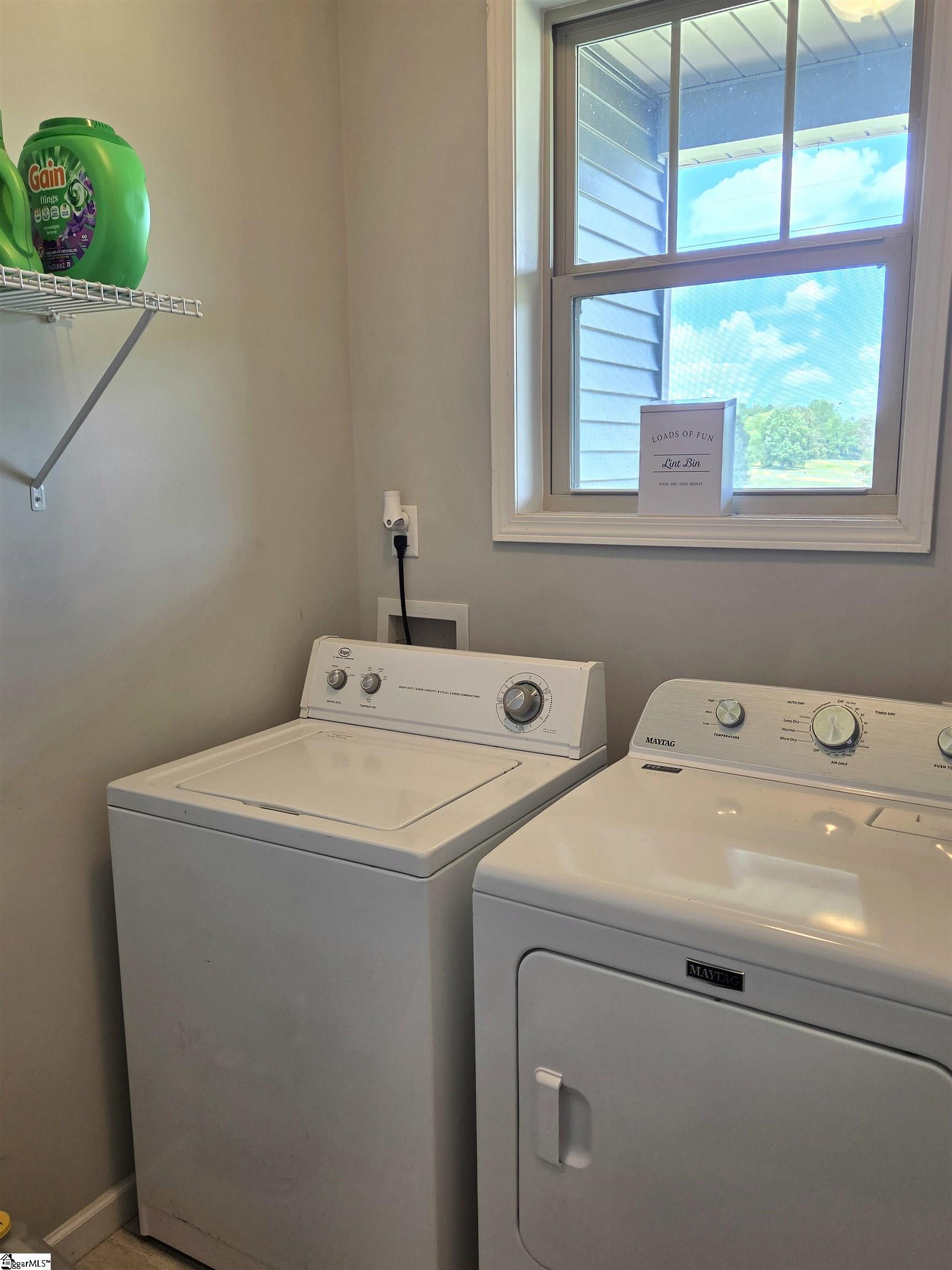 112 S Glassy Mountain Road Landrum, SC 29365