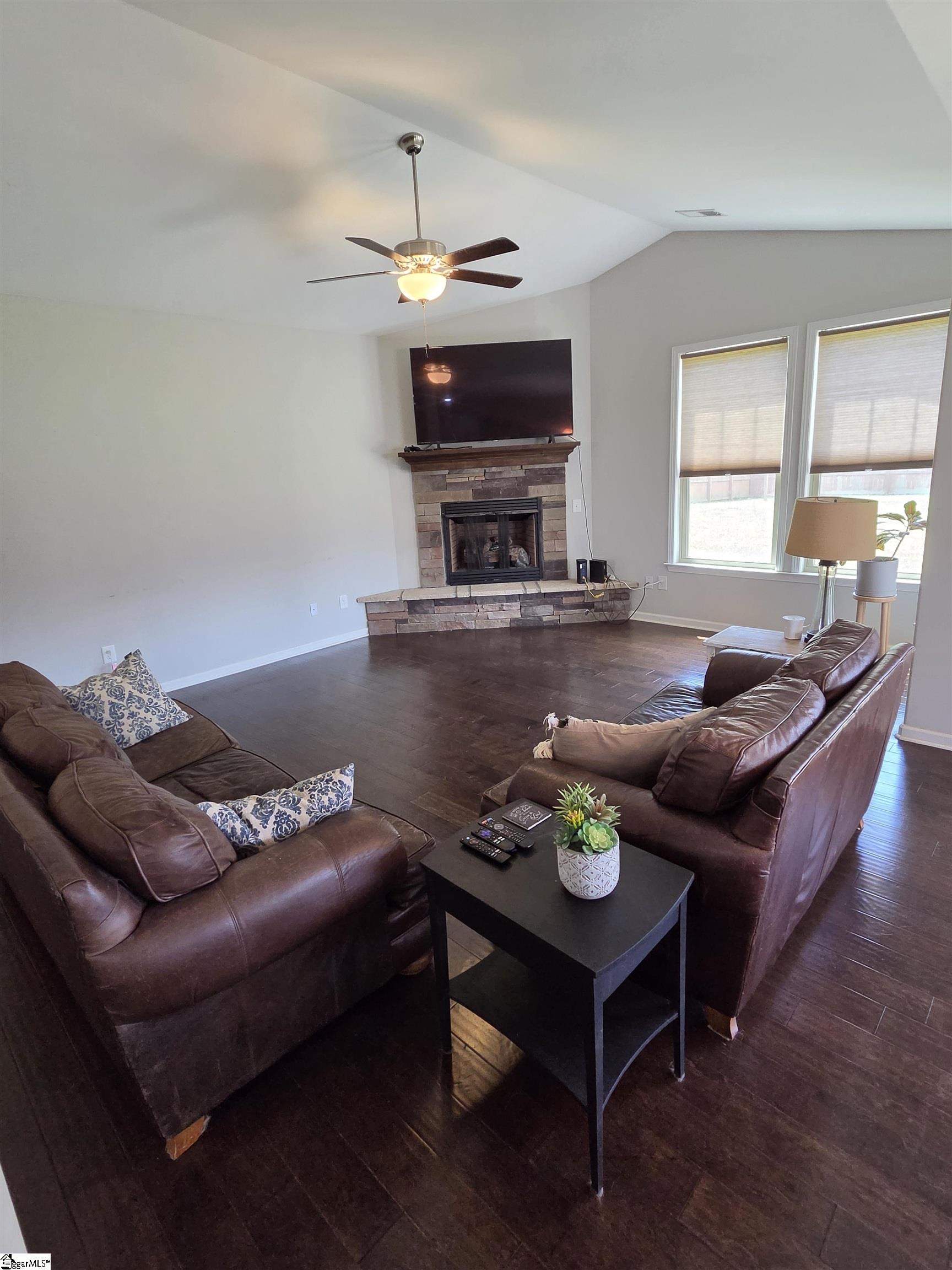 112 S Glassy Mountain Road Landrum, SC 29365