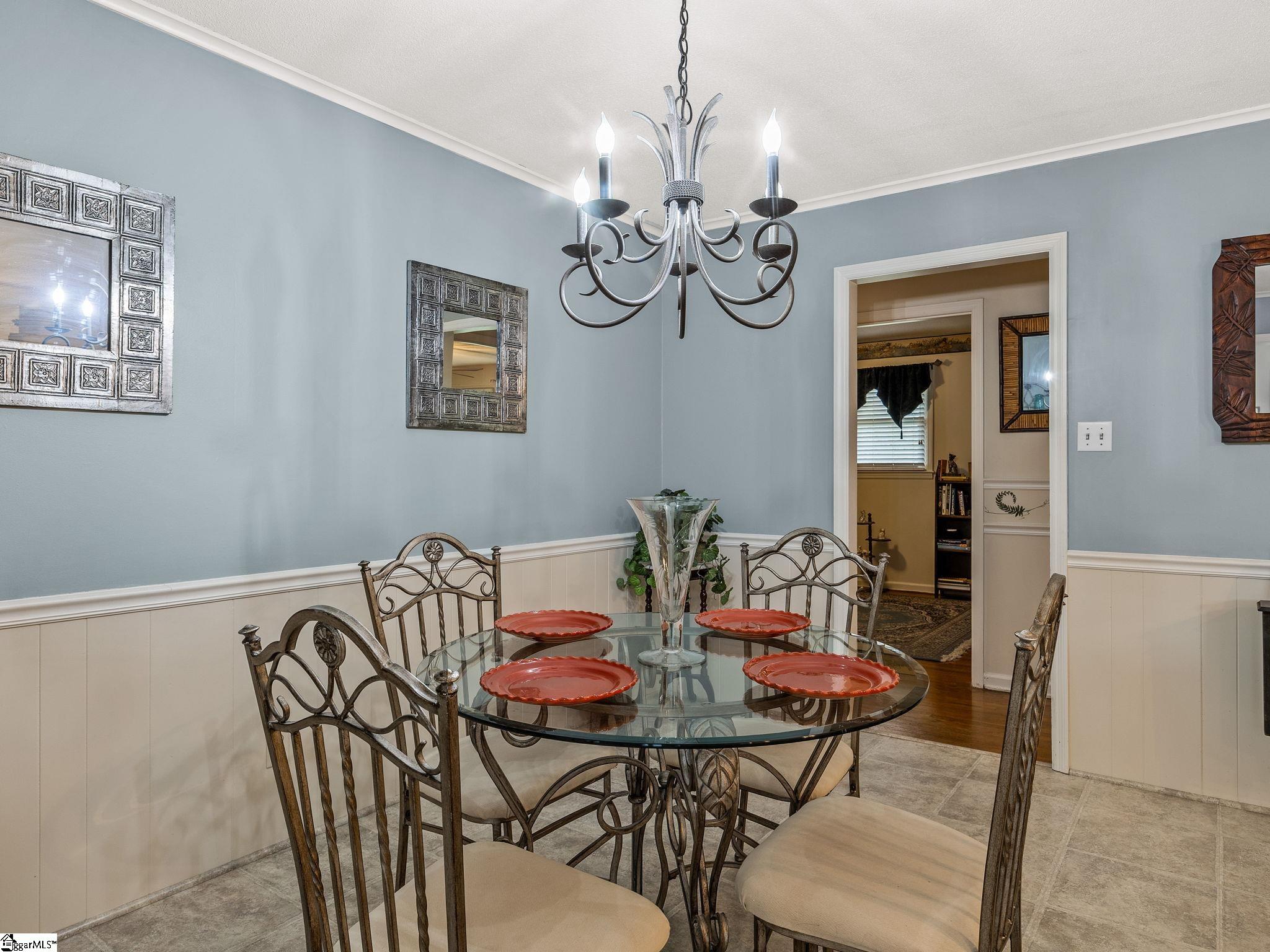 1303 Springfield Road Boiling Springs, SC 29316