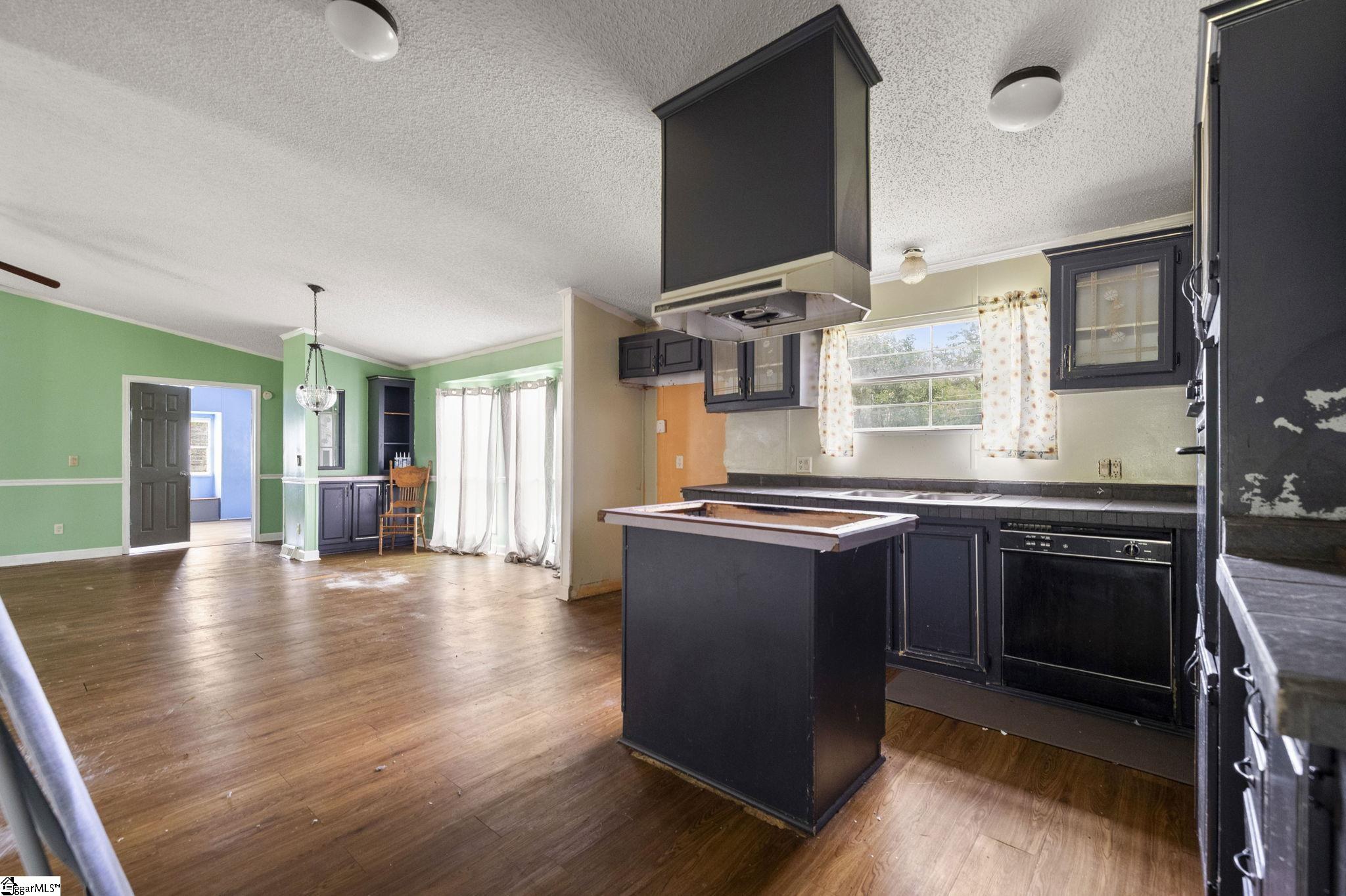 426 Old Dunham Bridge Road Greenville, SC 29611-7214