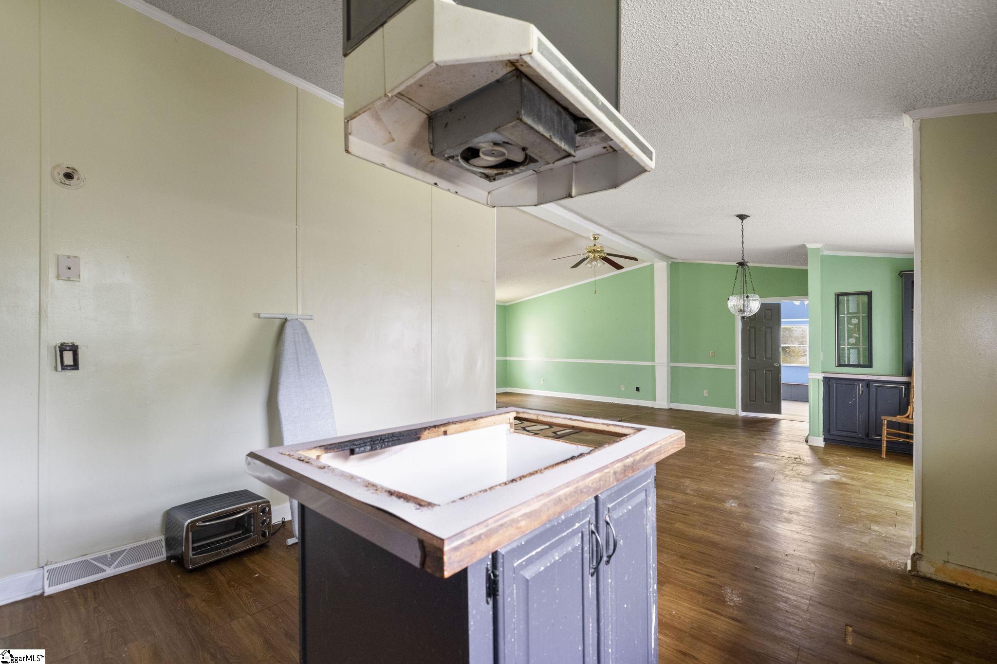 426 Old Dunham Bridge Road Greenville, SC 29611-7214
