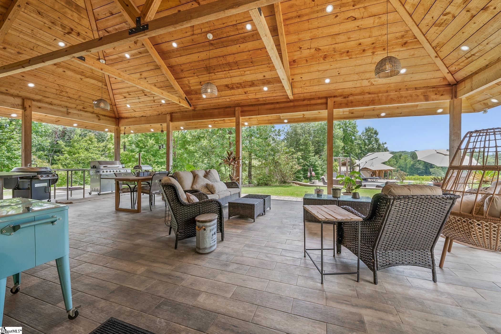 183 Little Eastatoee Road Sunset, SC 29685