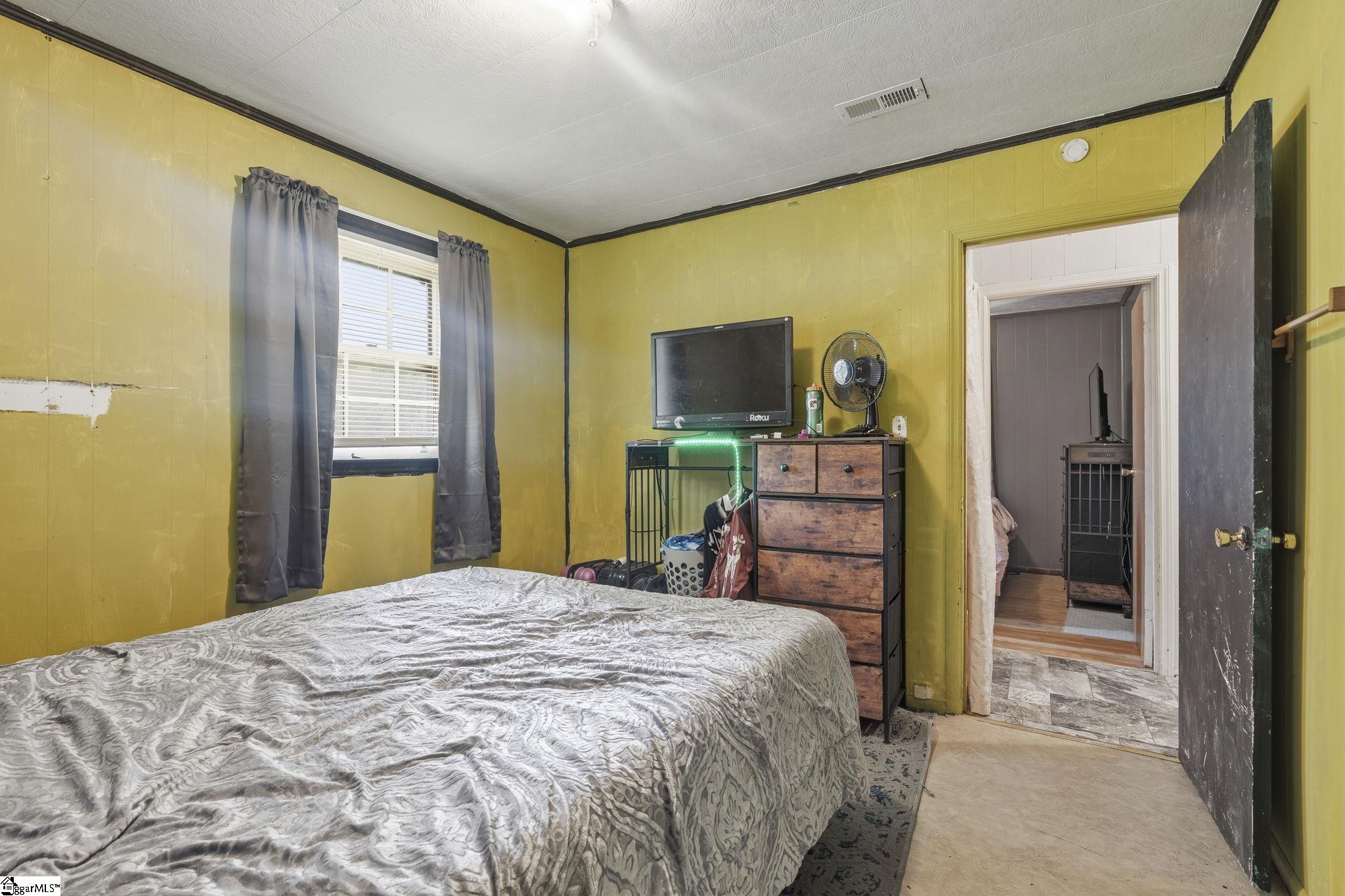 304 Stuart Street Laurens, SC 29360