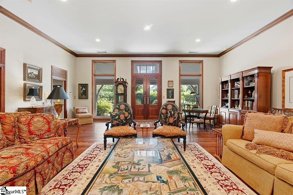 325 Lanham Circle Spartanburg, SC 29307