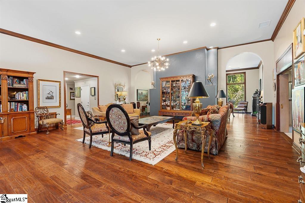 325 Lanham Circle Spartanburg, SC 29307