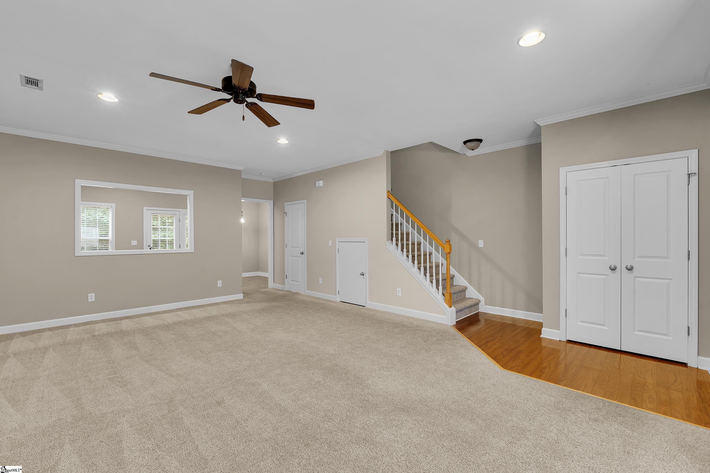 Photo 3 of Townhouse for sale at 8 Amity Ln, Greenville, SC 29609 | MLS# 1599020 | Listing updated on 2026-09-16