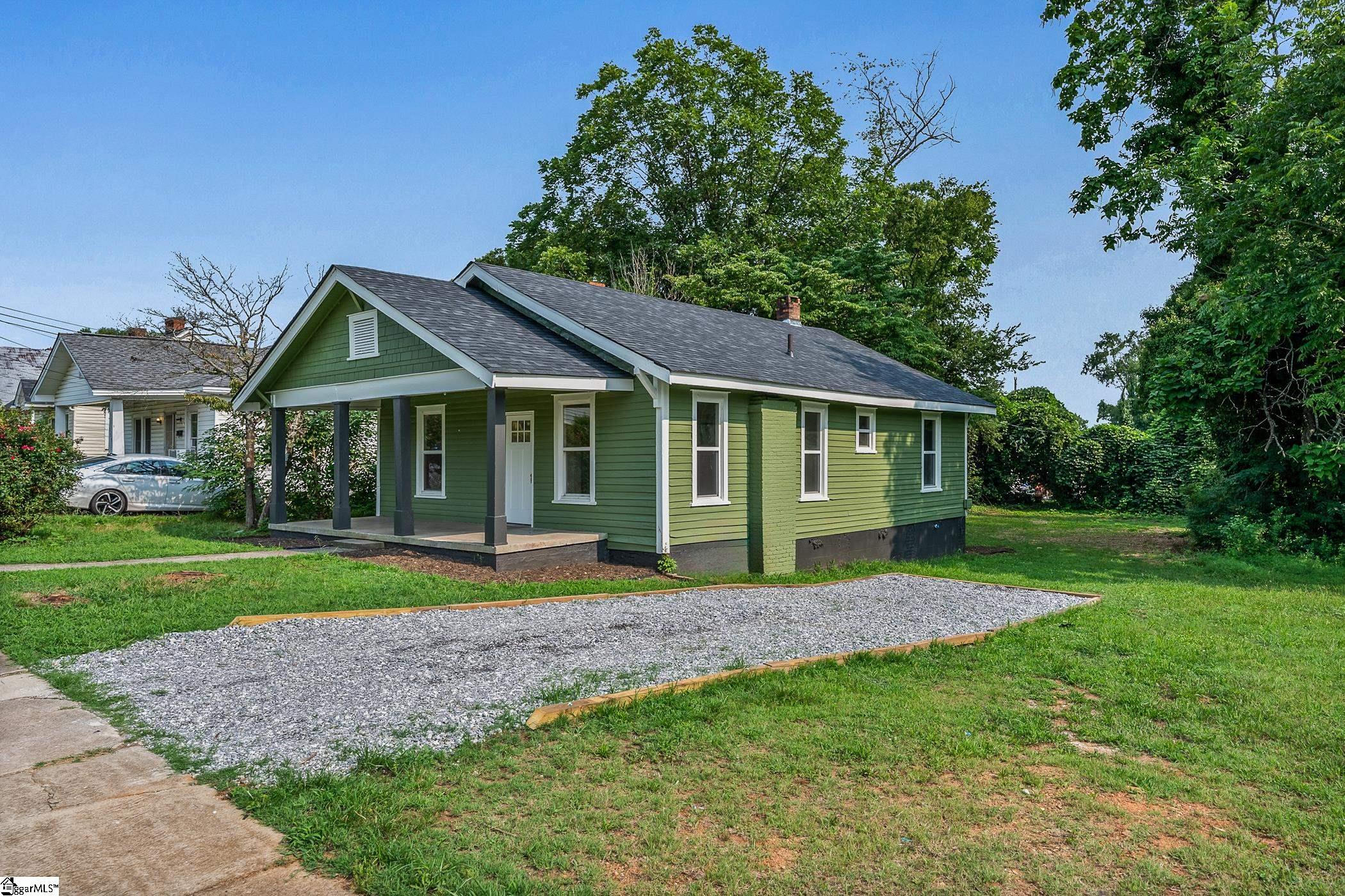 Photo 2 of Single family home for sale at 151 Palisade St, Spartanburg, SC 29306 | MLS# 1599075 | Listing updated on 2026-09-17