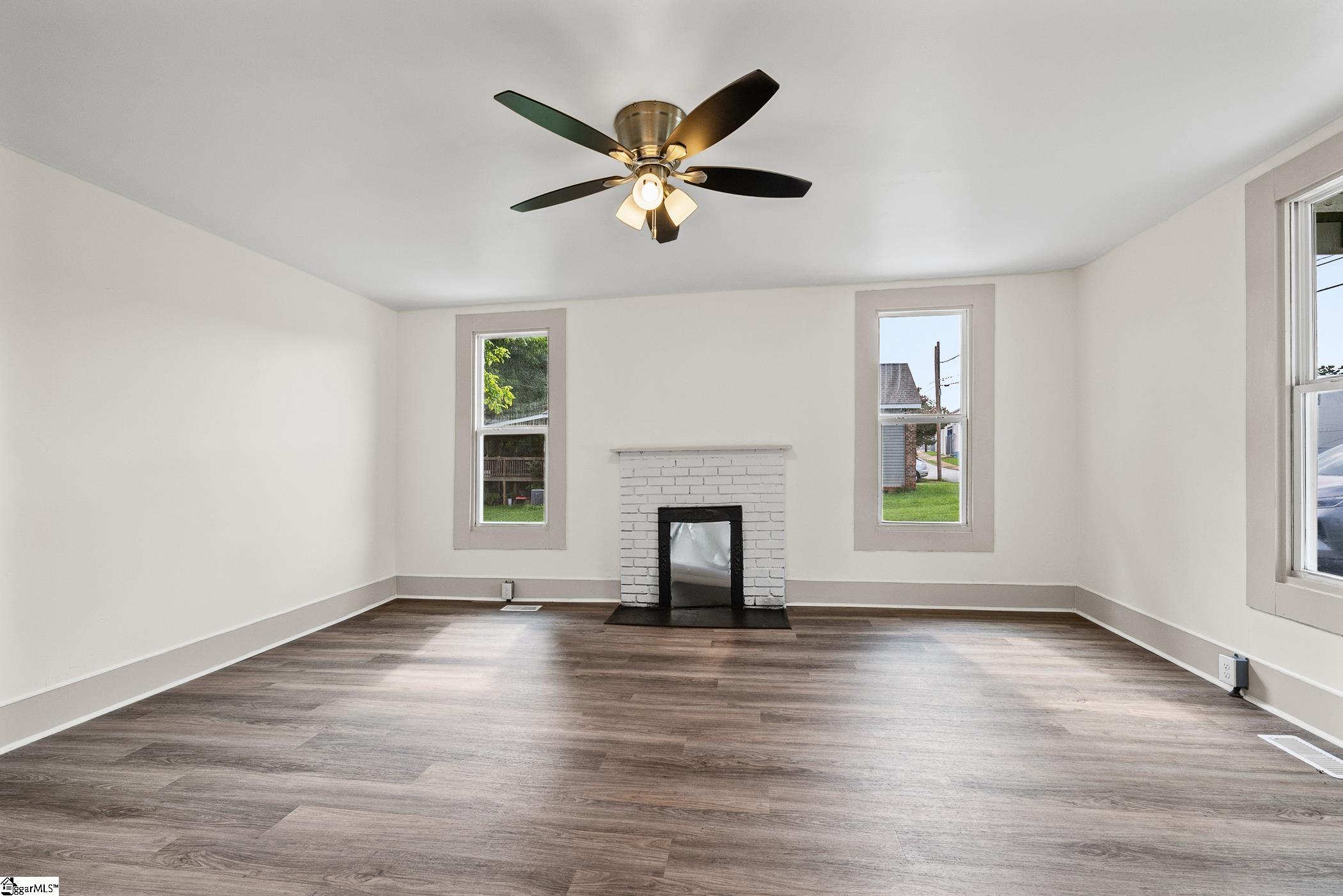 Photo 3 of Single family home for sale at 151 Palisade St, Spartanburg, SC 29306 | MLS# 1599075 | Listing updated on 2026-09-17