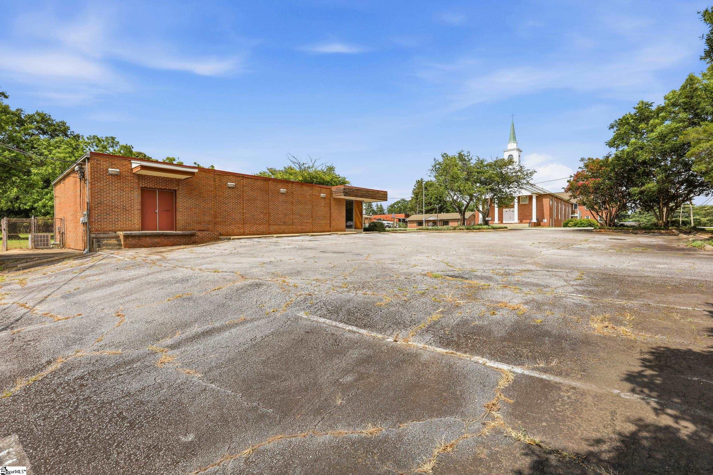 22nd image of 106 S Texas Ave, Greenville, SC 29611 | MLS# 1599331