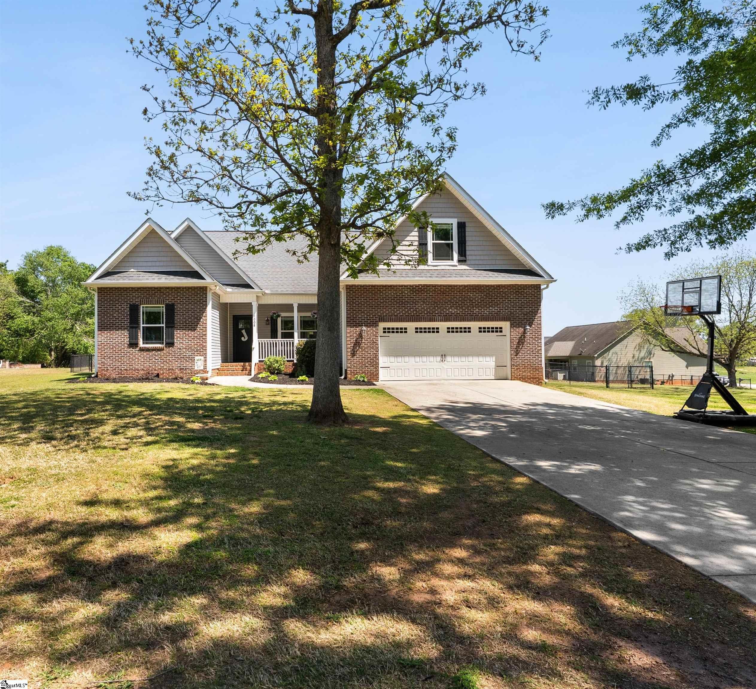1008 Sylvia Street, Greer SC 29651
