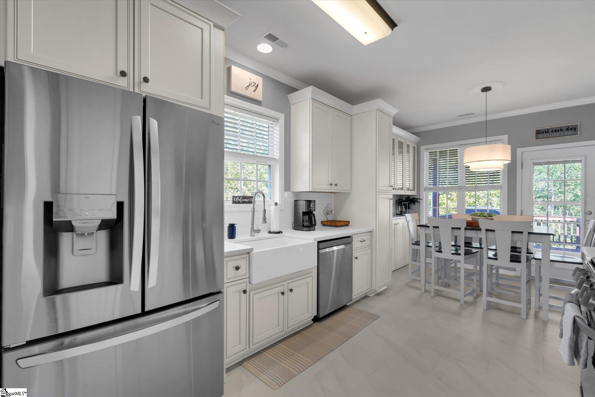 8 Coulter Court, Greer SC 29650