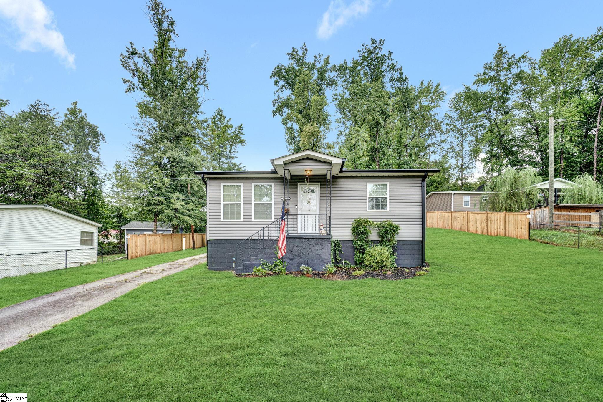 215 Gail Street, Easley SC 29642-1138