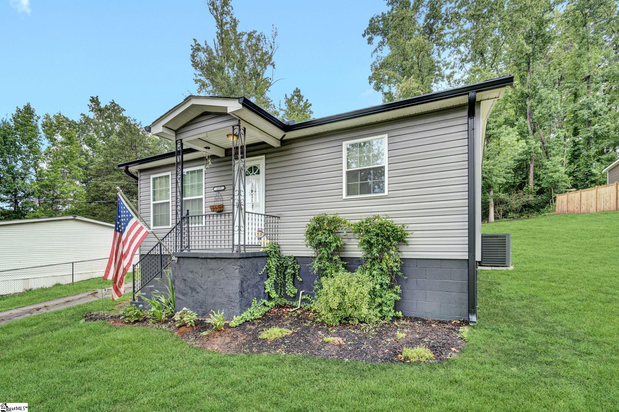 215 Gail Street, Easley SC 29642-1138