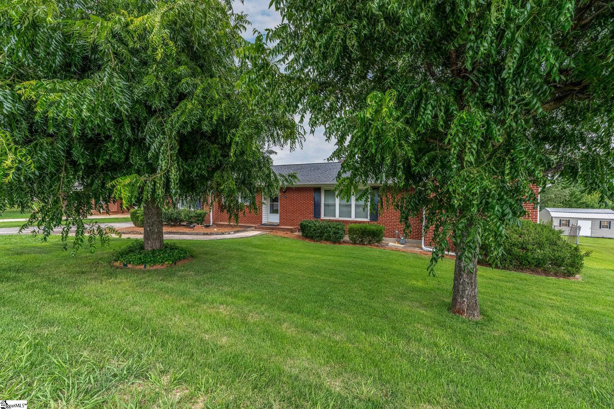 7011 White Horse Road