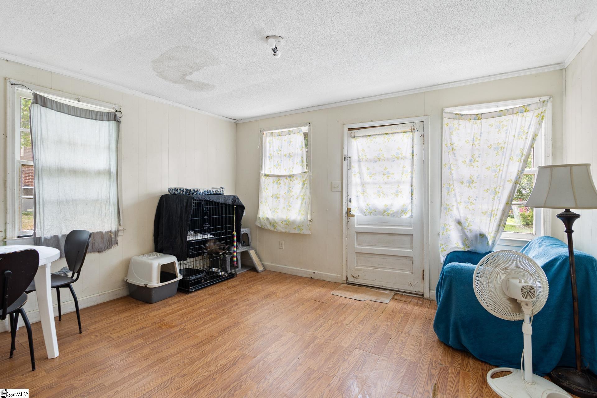 2nd image of 305 Southview Dr, Laurens, SC 29360 | MLS# 1600215