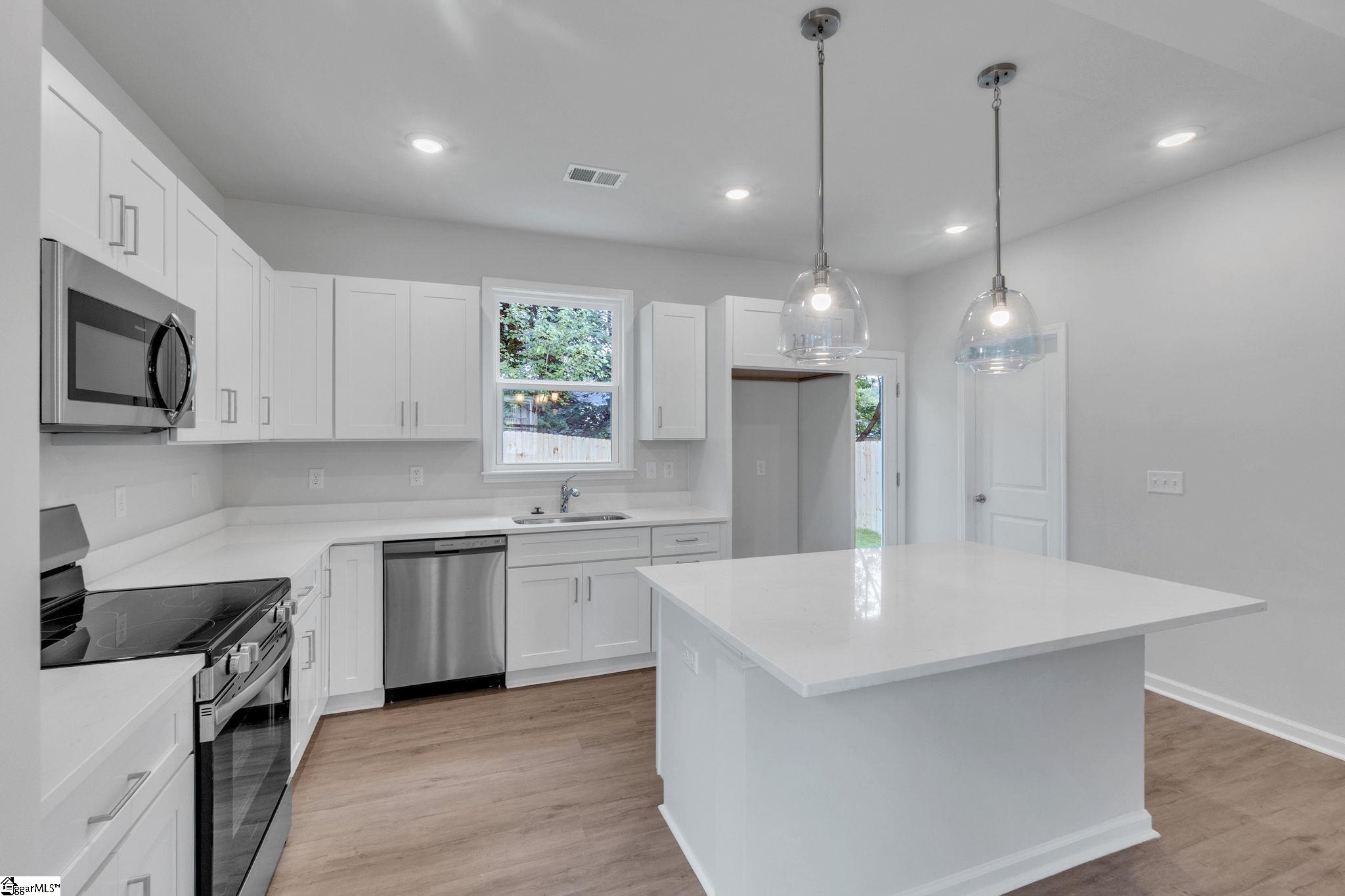145 D Street, Greenville SC 29609