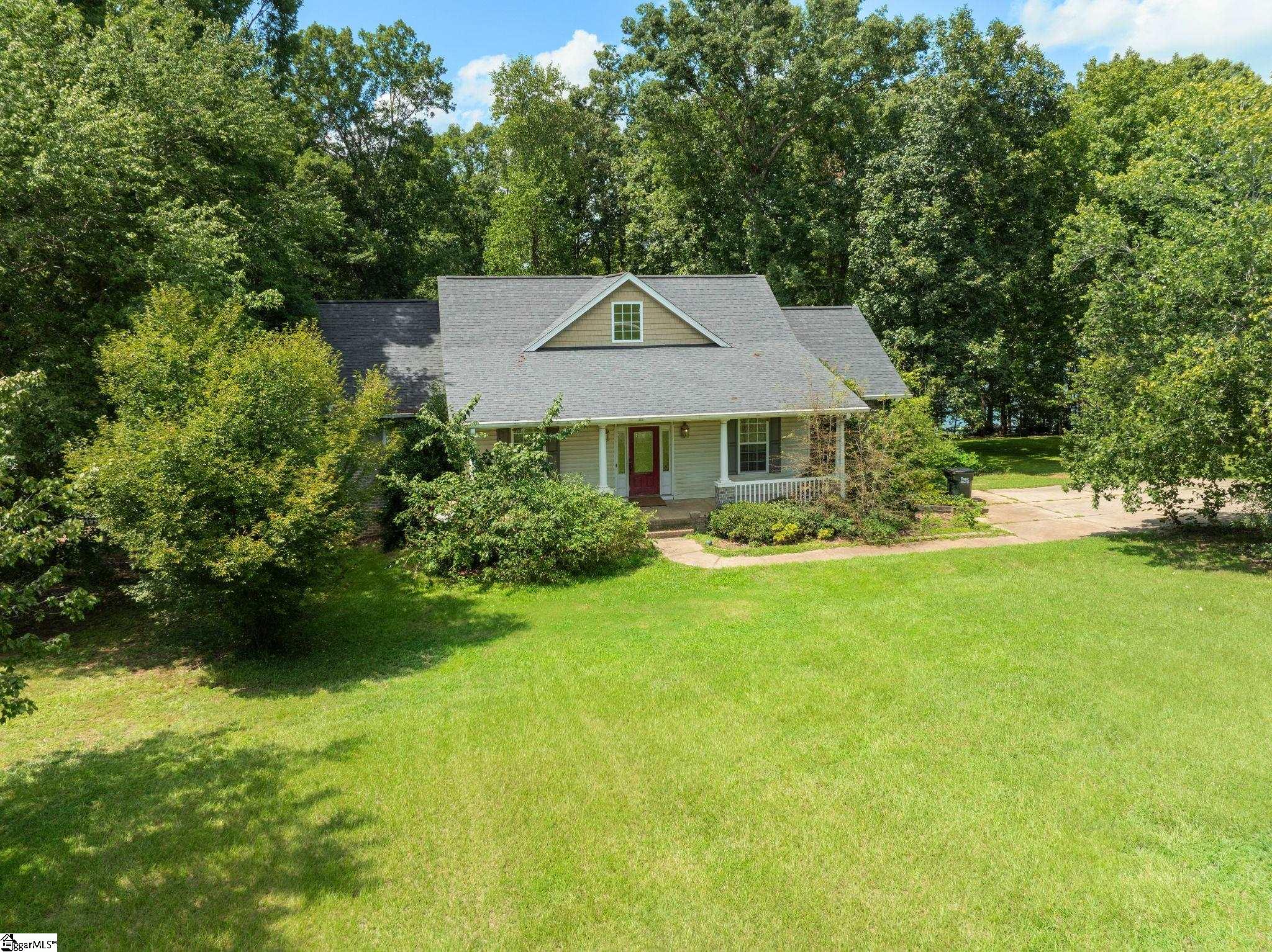 2nd image of 95 Brooke Ann Ct, Taylors, SC 29687 | MLS# 1600584