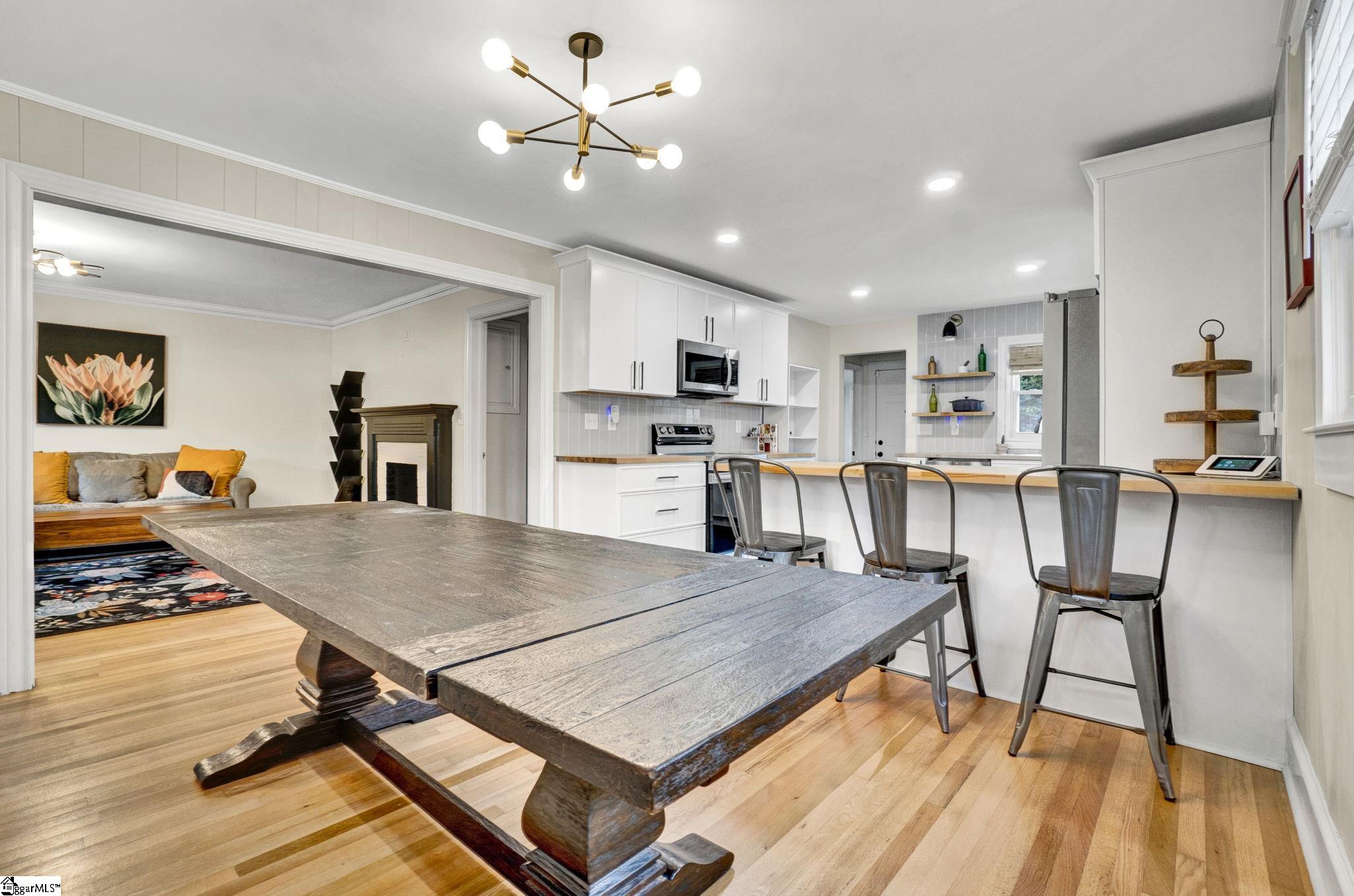 209 Donnan Road, Taylors SC 29687-2614