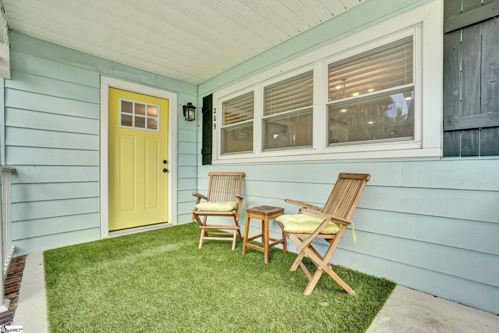 209 Donnan Road, Taylors SC 29687-2614
