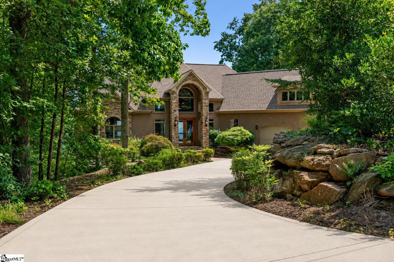 114 High Rock Ridge Drive, Landrum SC 29356