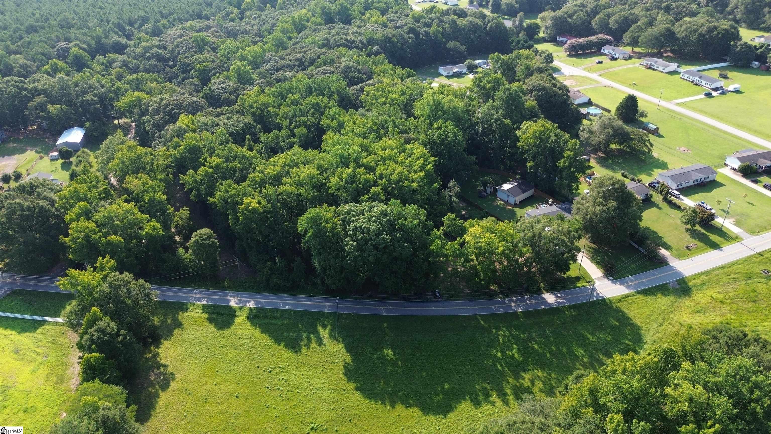 3rd image of 578 Cooper Bridge Rd, Fountain Inn, SC 29644 | MLS# 1600992