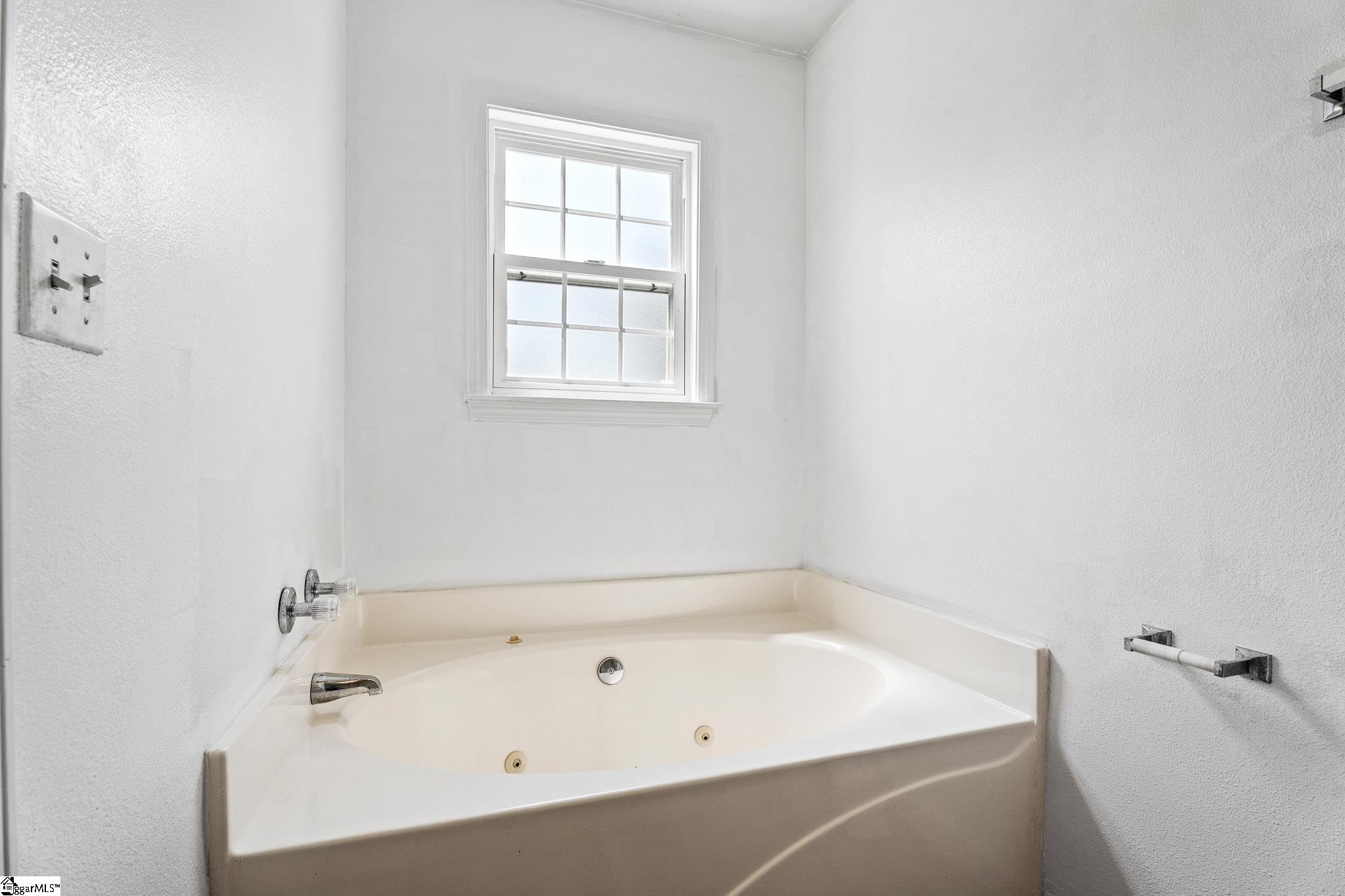 246 Fisher Lake Road, Lyman SC 29365