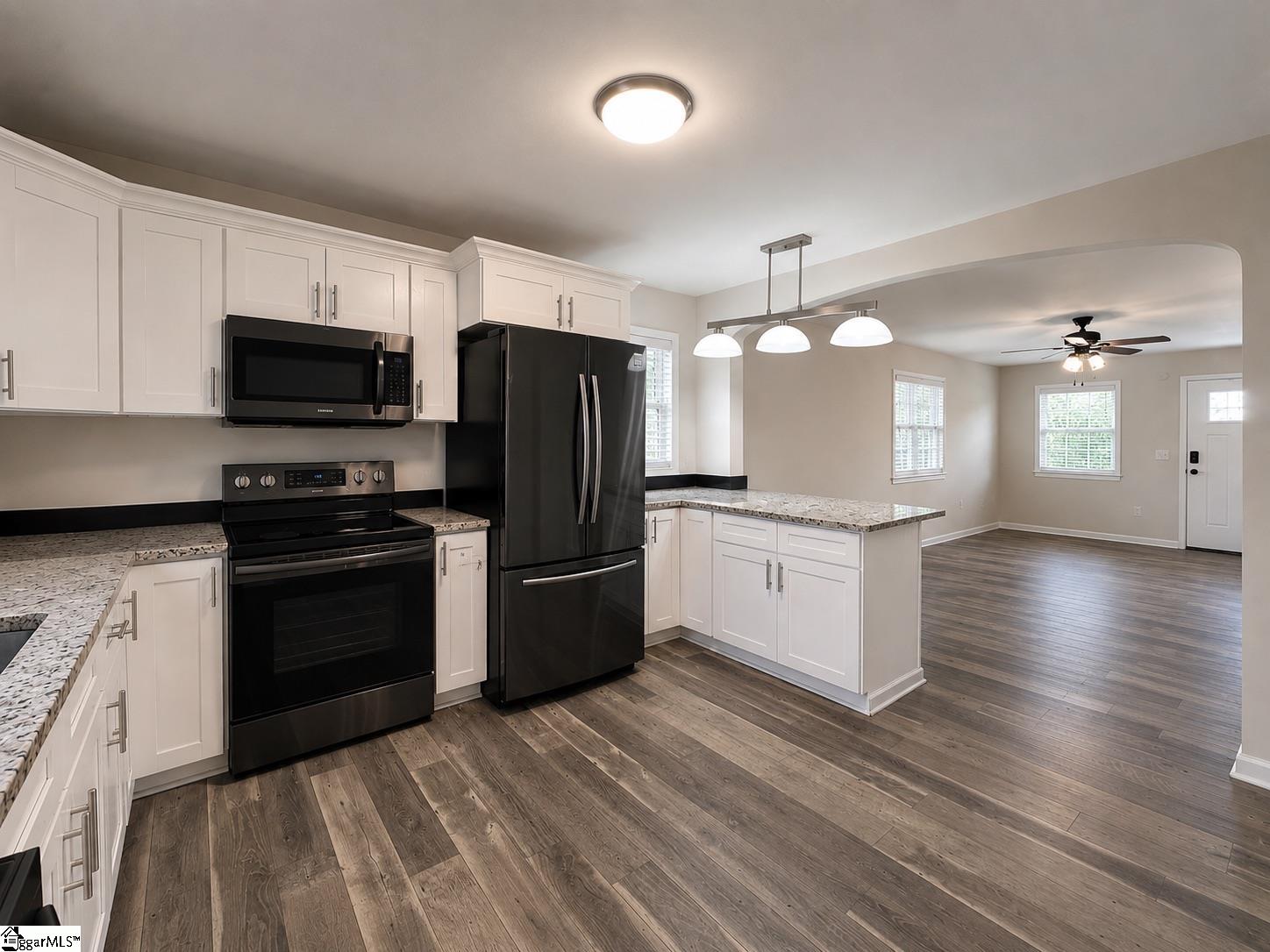 3rd image of 208 W North Ave, Westminster, SC 29693 | MLS# 1601324