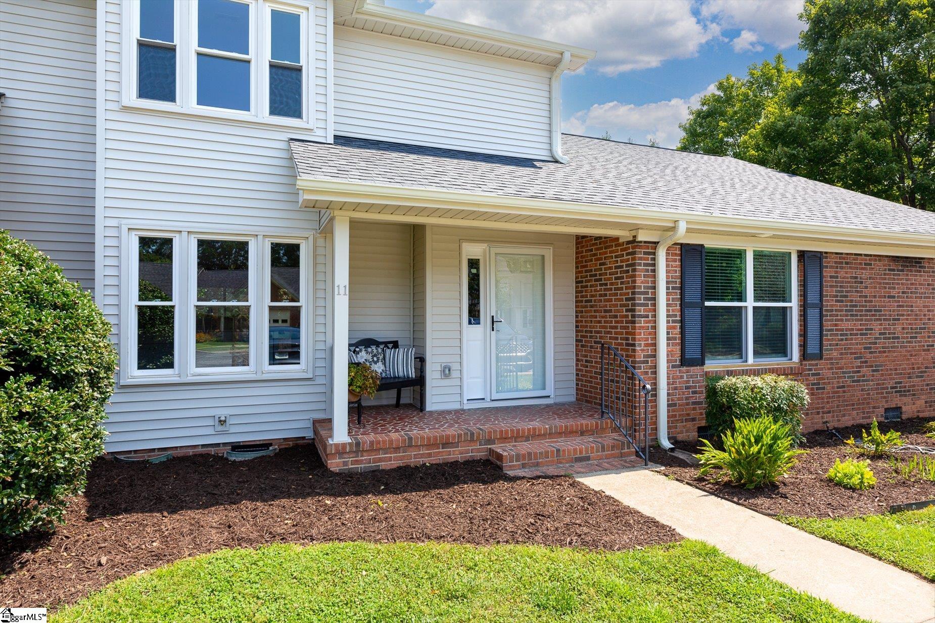 Photo 2 of Condo for sale at 11 Hillington Pl, Greer, SC 29651 | MLS# 1601342 | Listing updated on 2026-09-18
