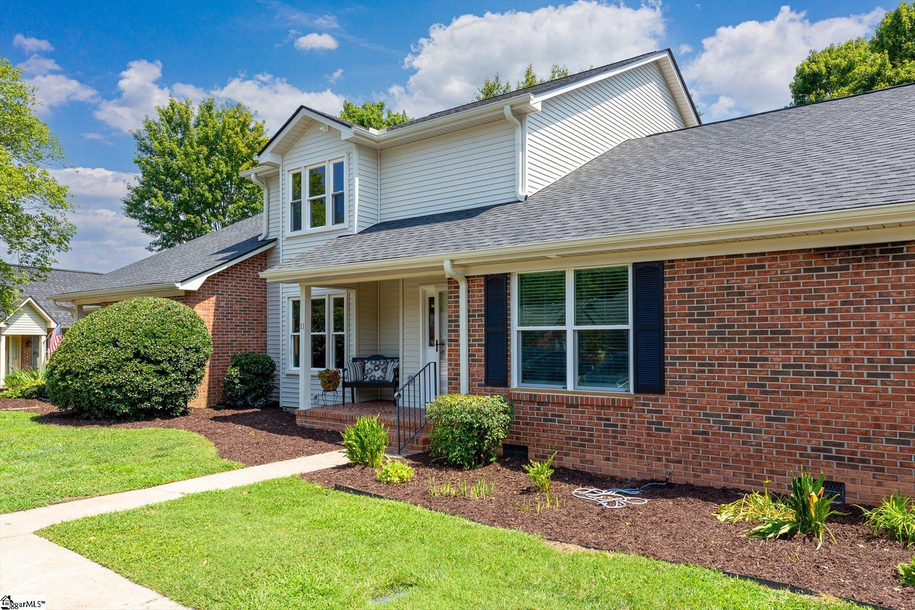 Photo 3 of Condo for sale at 11 Hillington Pl, Greer, SC 29651 | MLS# 1601342 | Listing updated on 2026-09-18