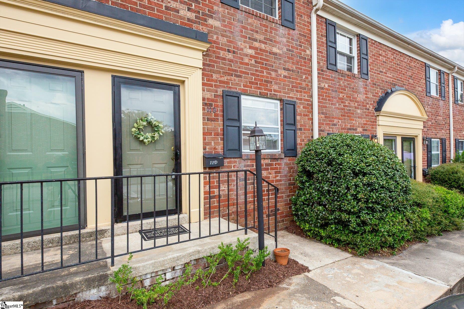 Listing Photo 2 - Condo for sale in building located at 2530 E N St, Greenville, SC 29615 - Unit #Unit 11-D
