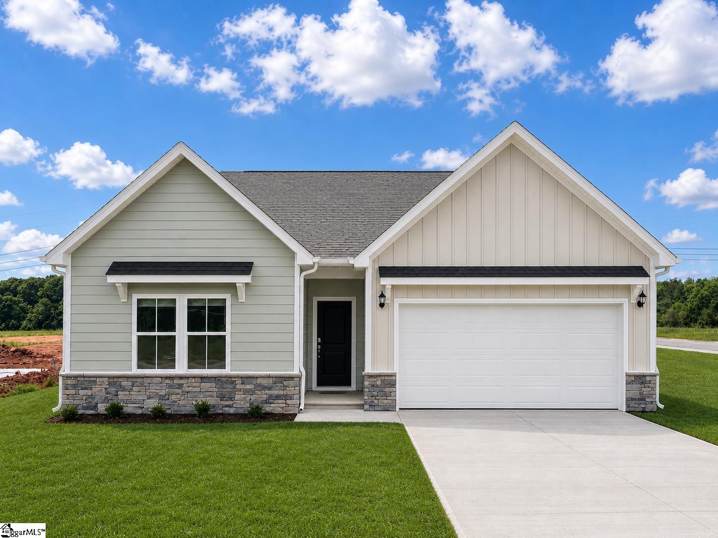 Photo 1 of Single family home for sale at 204 White Fields Ave, Fountain Inn, SC 29644 | MLS# 1601587 | Listing updated on 2026-09-16