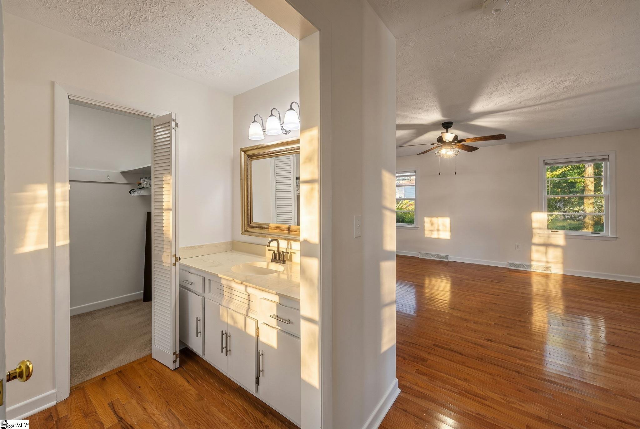 305 Holly Tree Lane, Simpsonville SC 29681
