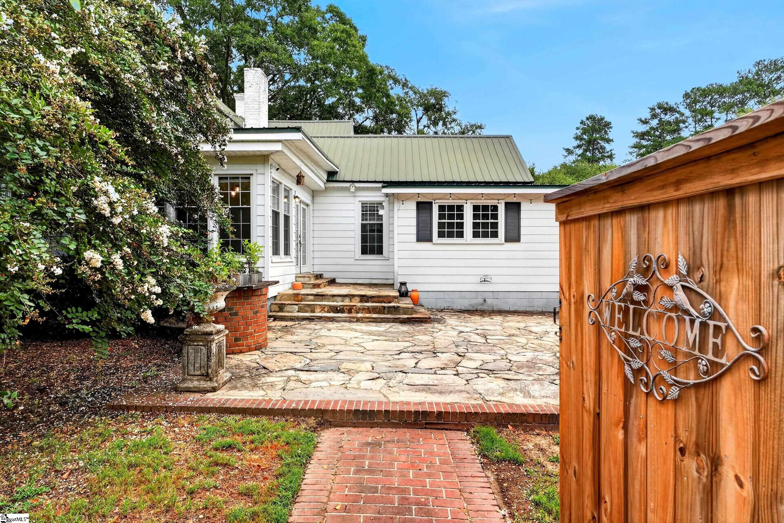 1710 Scuffletown Road, Fountain Inn SC 29644